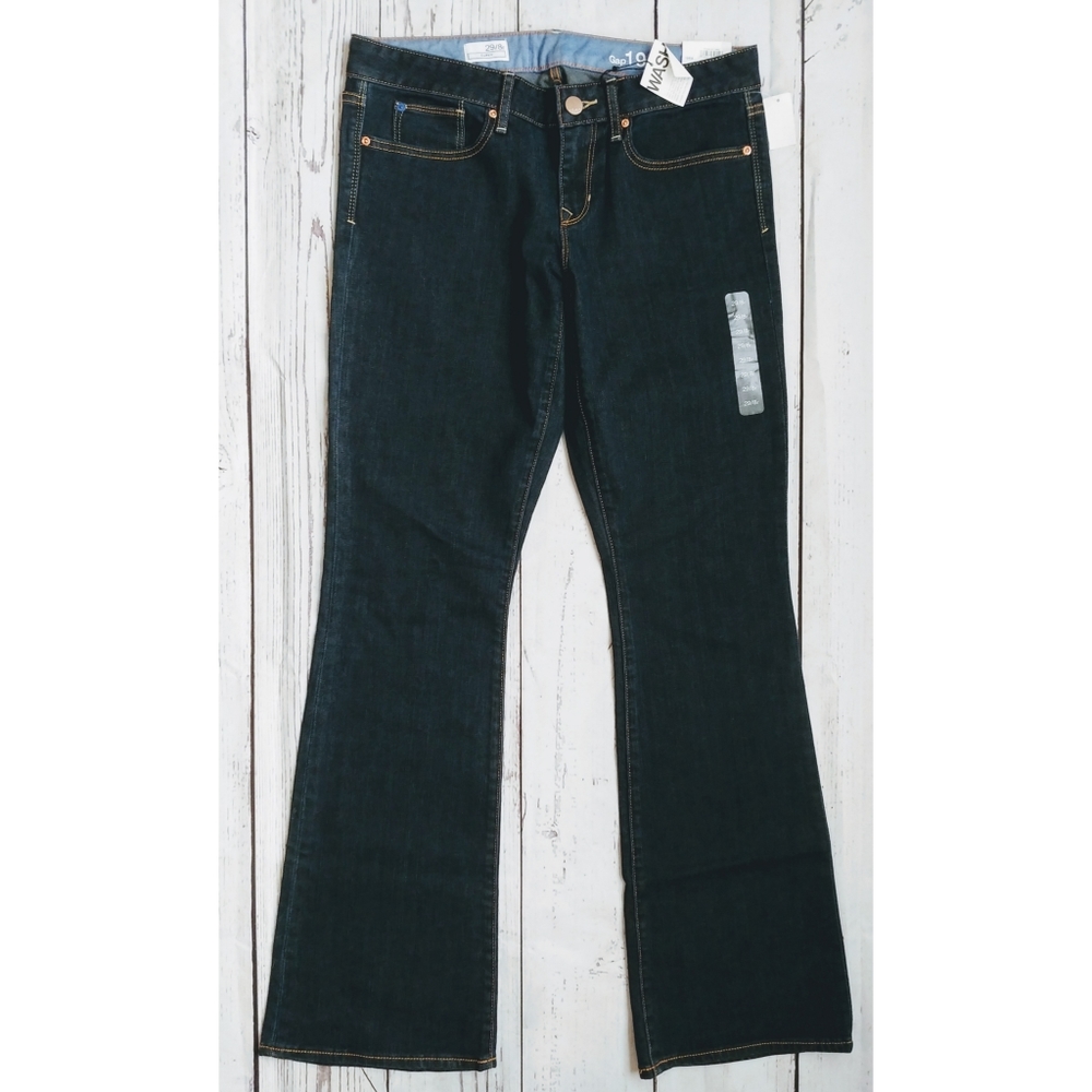 NWT Old Navy 1969 Bootcut Jeans